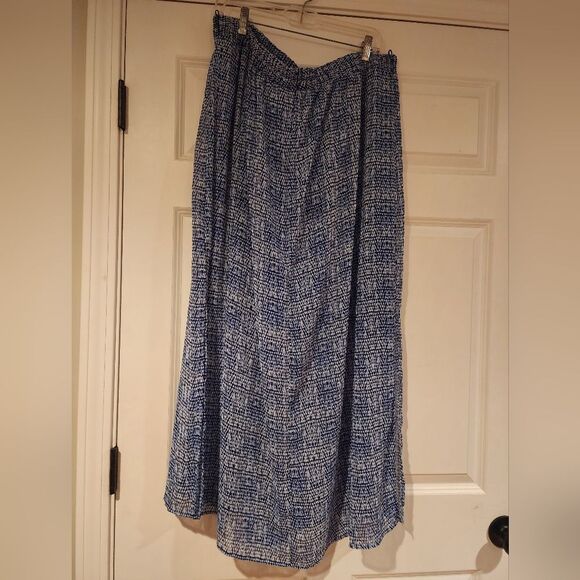 Faded Glory Blue and white sheer lined maxi skirt 3X - Picture 6 of 6